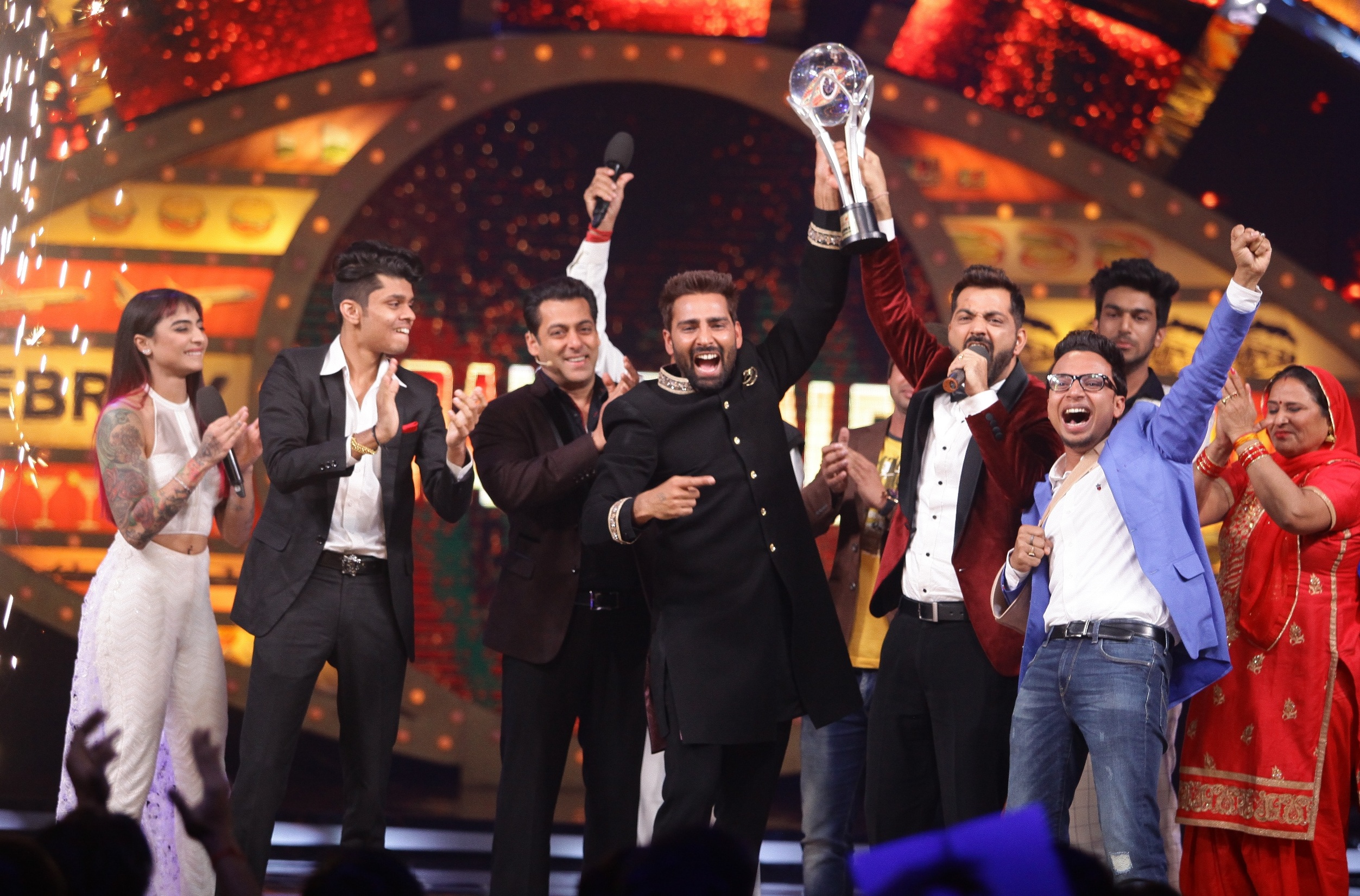 bigg-boss-10-_manveers-winning-moment-3