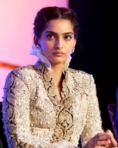 sonam-kapoor