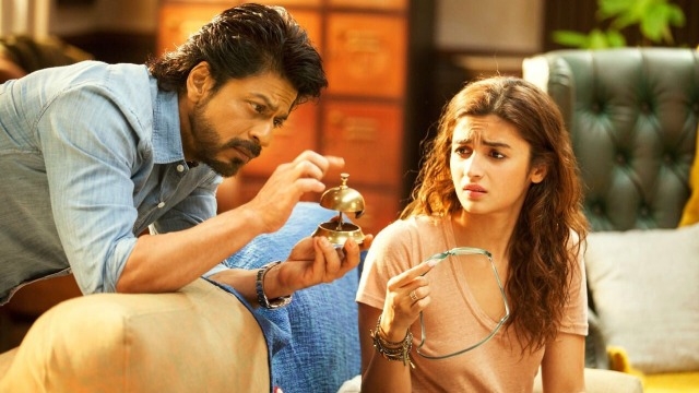 526110-alia-shah-rukh-dear-zindagi-twitter