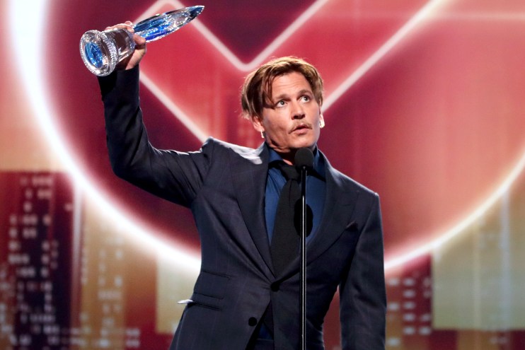 LOS ANGELES, CA - JANUARY 18: Actor Johnny Depp accepts the Favorite Movie Icon award onstage during the People's Choice Awards 2017 at Microsoft Theater on January 18, 2017 in Los Angeles, California. (Photo by Christopher Polk/Getty Images for People's Choice Awards)