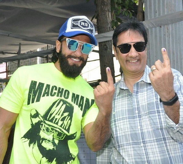 ranveer-singh-and-father-cast-votes-for-bmc-elections