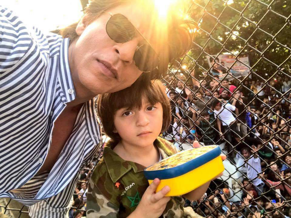 Shah Rukh Khan with abram khan