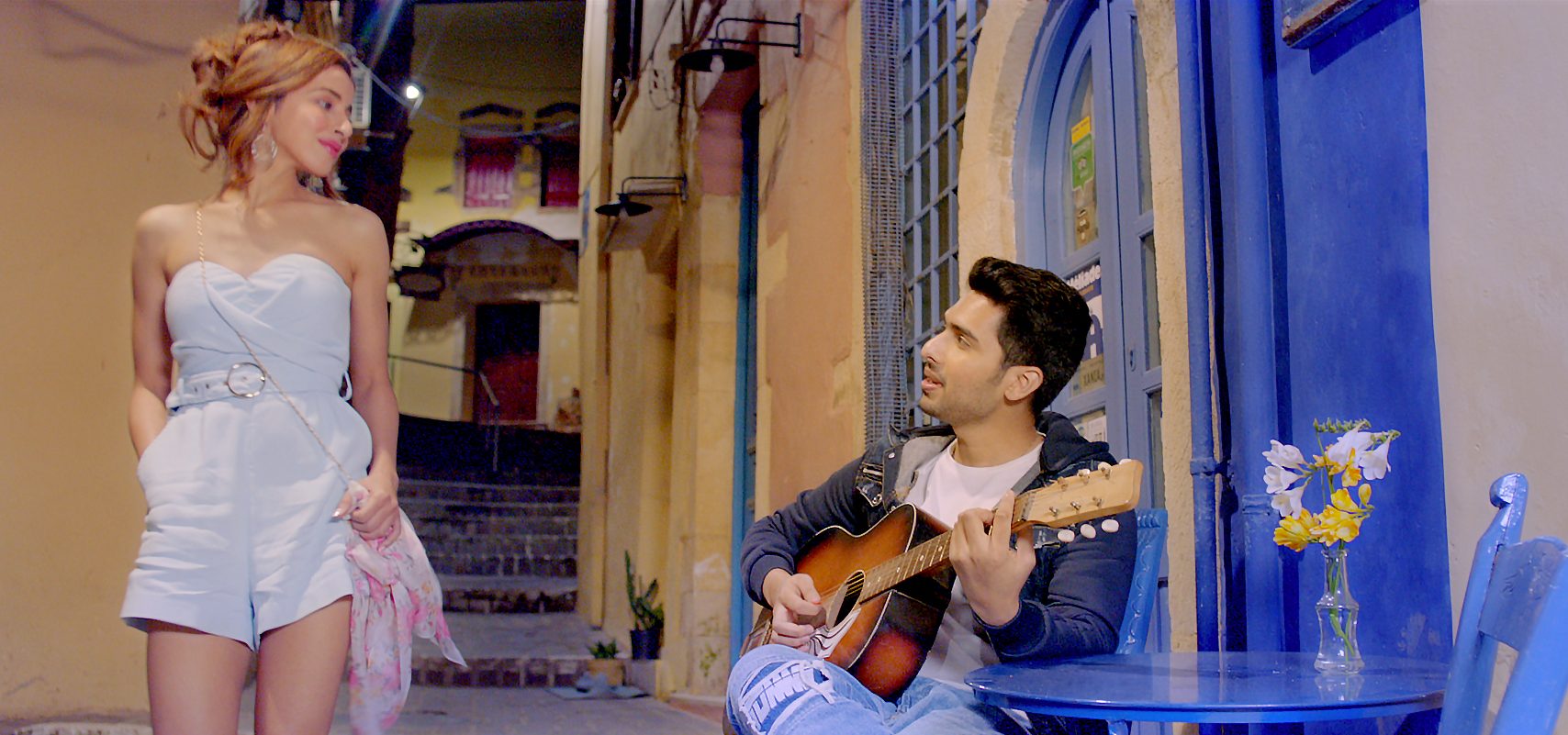 Ghar se nikalte hi by armaan malik