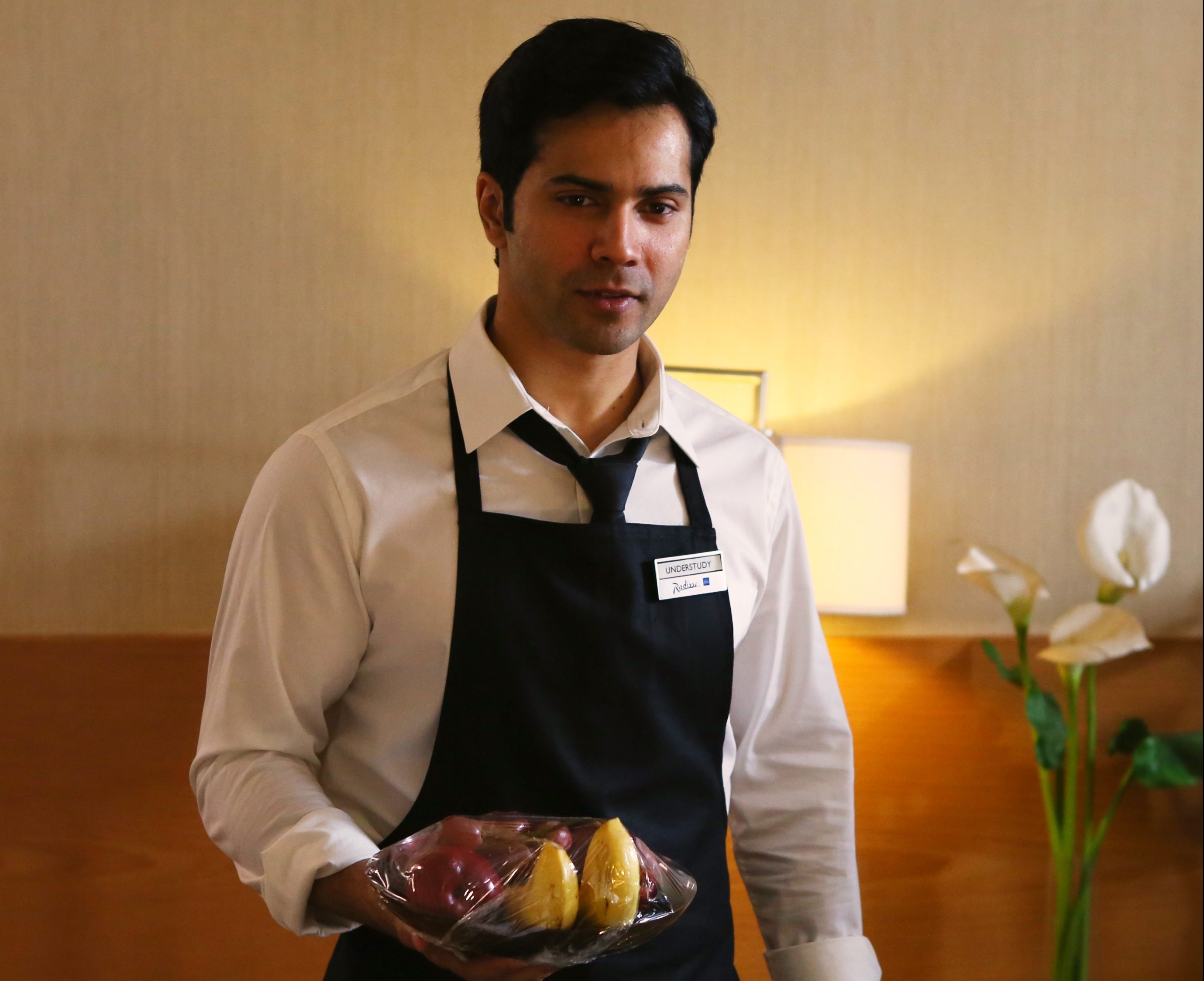 Varun Dhawan Was Mistaken For A Hotel Employee By A Tourist