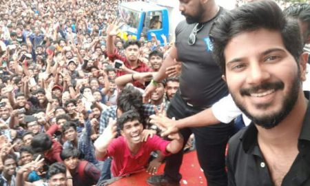 dulquer-meets-fans-in-kerala-2