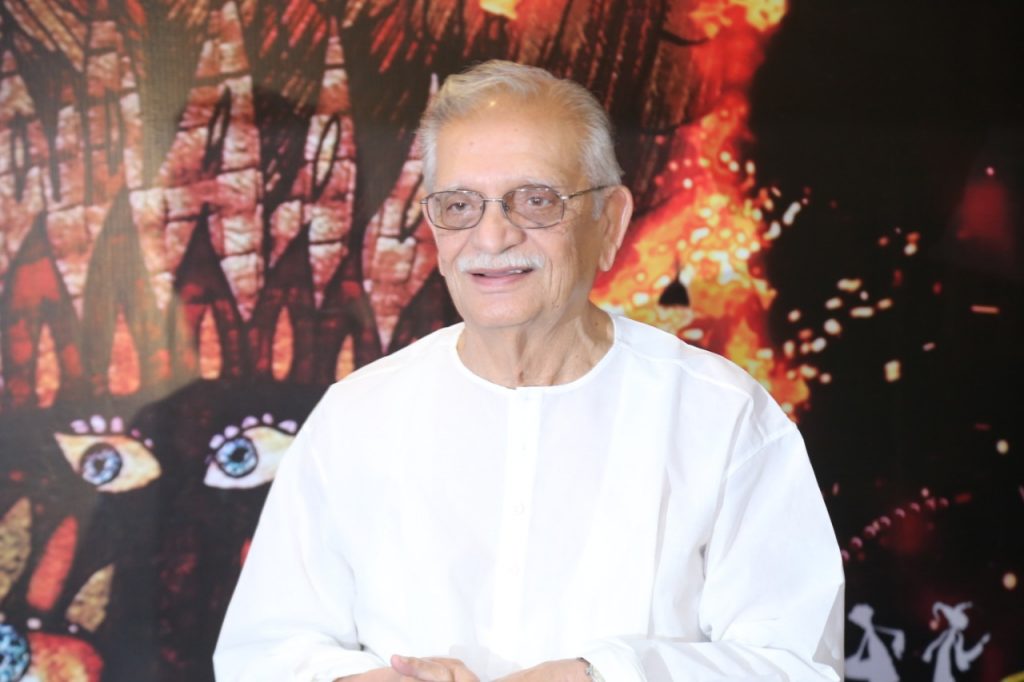 gulzar-sahab-at-the-trailer-launch-of-ggbb-goopi-gawaiya-bagha-bajaiya-3